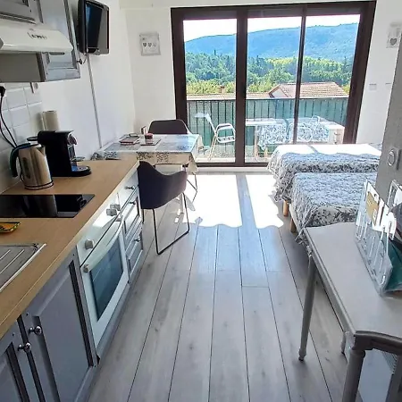 Studio Lou Cigaloun Climatise Greoux-les-Bains Exterior photo